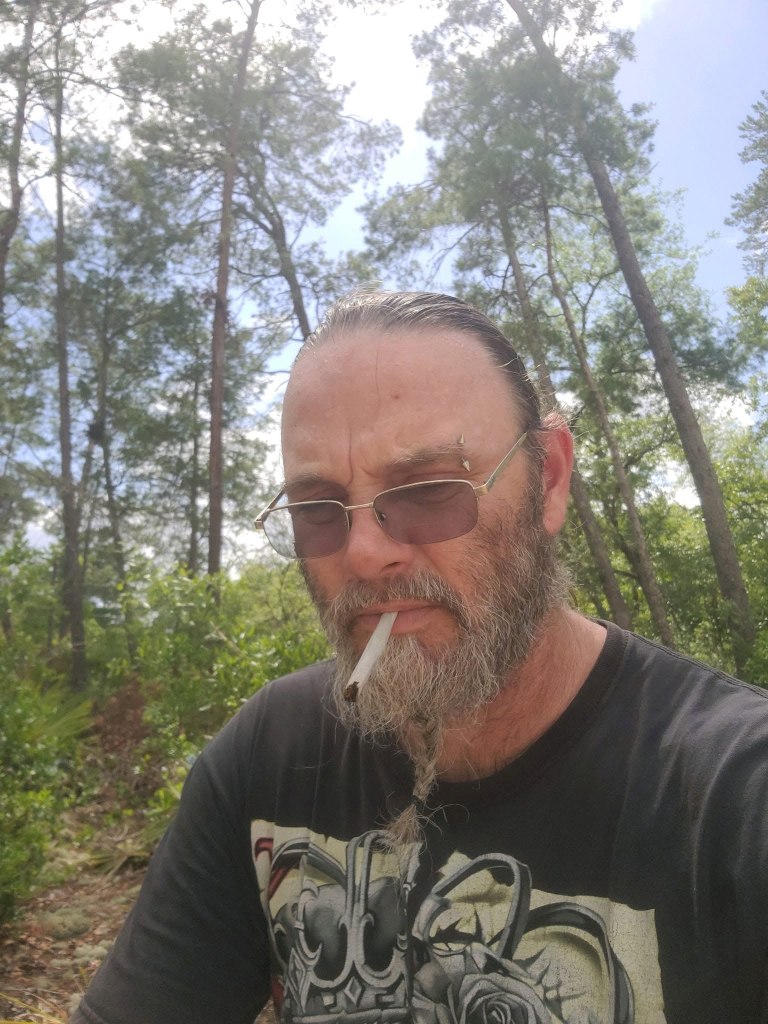 Music teacher who flew to Florida to be murdered by sadist was groomed on sick fetish site, fam says