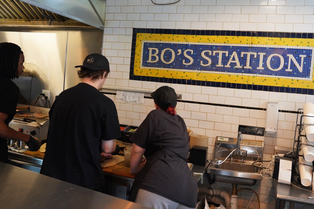 NYC bagel shop forced to remove cartoon mascot after influencer calls it ‘blackface’