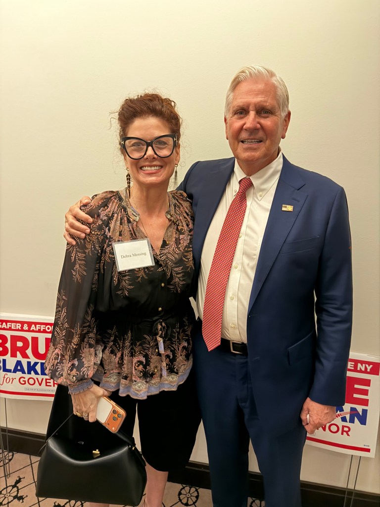 Exclusive | Star Dem-backer Debra Messing endorses GOP’s Bruce Blakeman for NY governor: ‘What we need’
