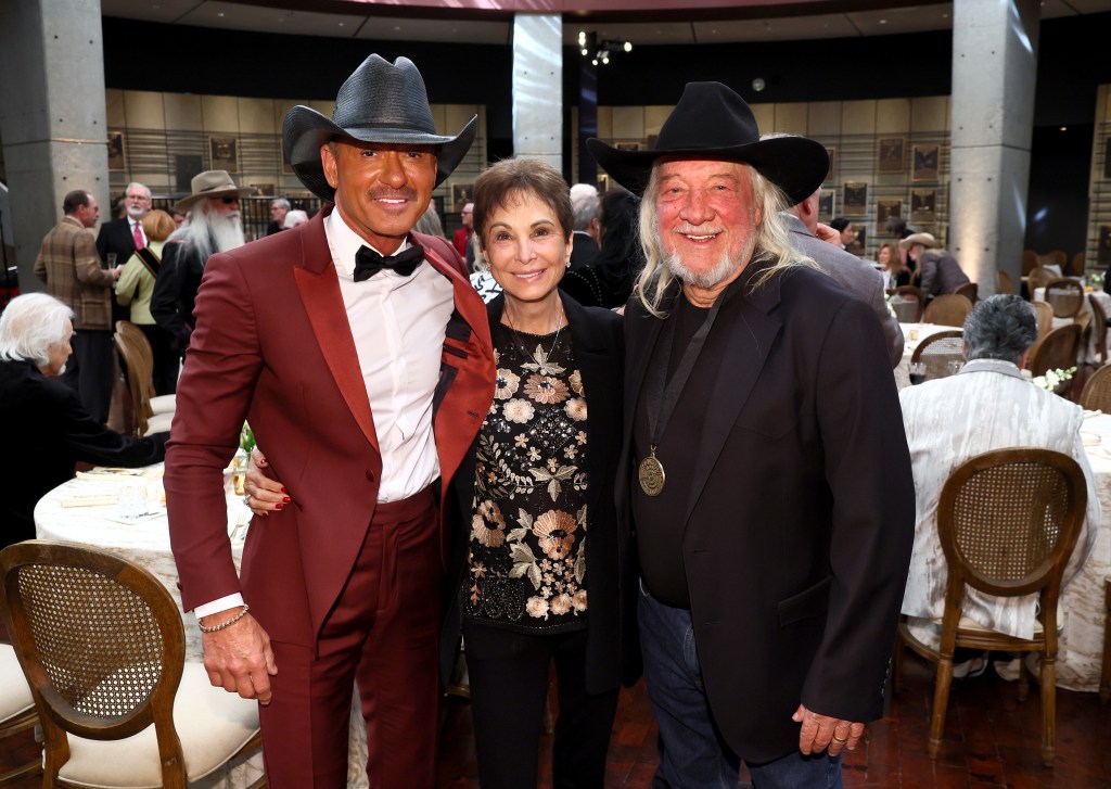 John Anderson enjoyed final public outing with Tim McGraw, other country legends before death at 71