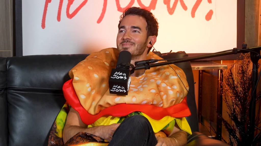 Kevin Jonas accidentally exposed himself in photo sent to brothers Nick, Joe