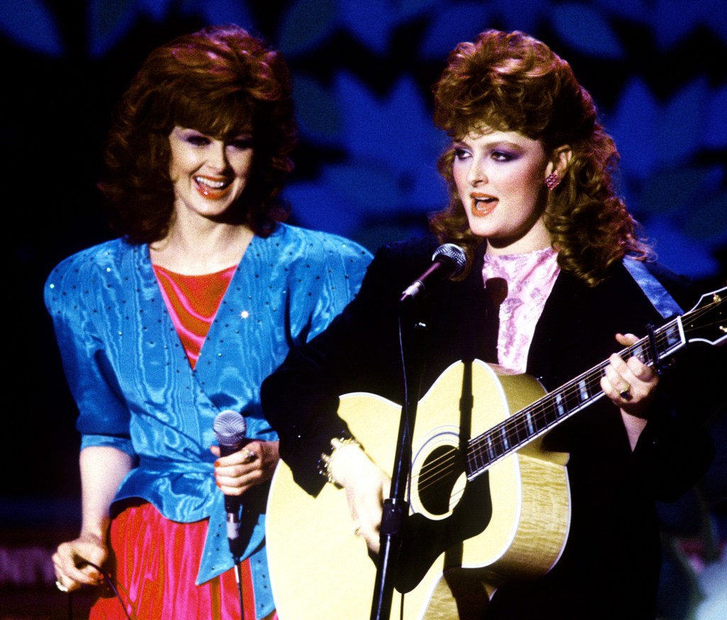 Wynonna Judd recalls mom Naomi talking about suicide ‘a lot’ before her death: ‘It was really awful’