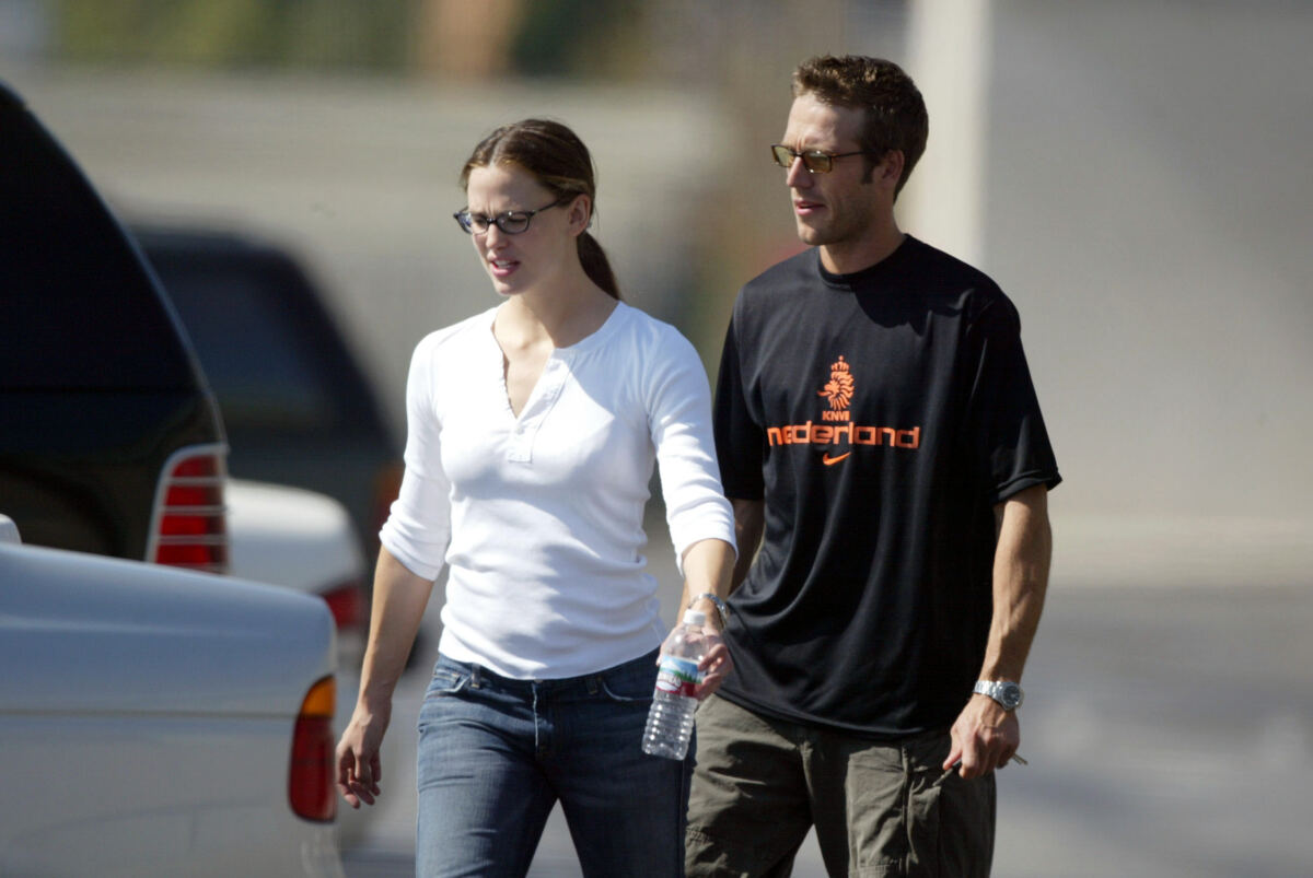Jennifer Garner reunites with ‘Alias’ co-star and ex Michael Vartan in rare photo
