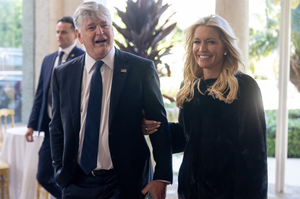 Ainsley Earhardt and Sean Hannity celebrate upcoming wedding surrounded by family and friends at Mar-a-Lago