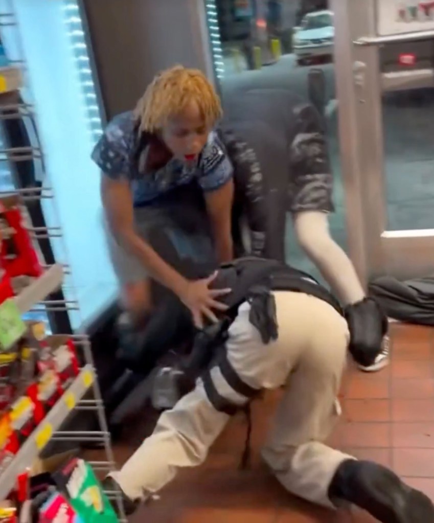 Shocking video shows women attacking off-duty cop at gas station