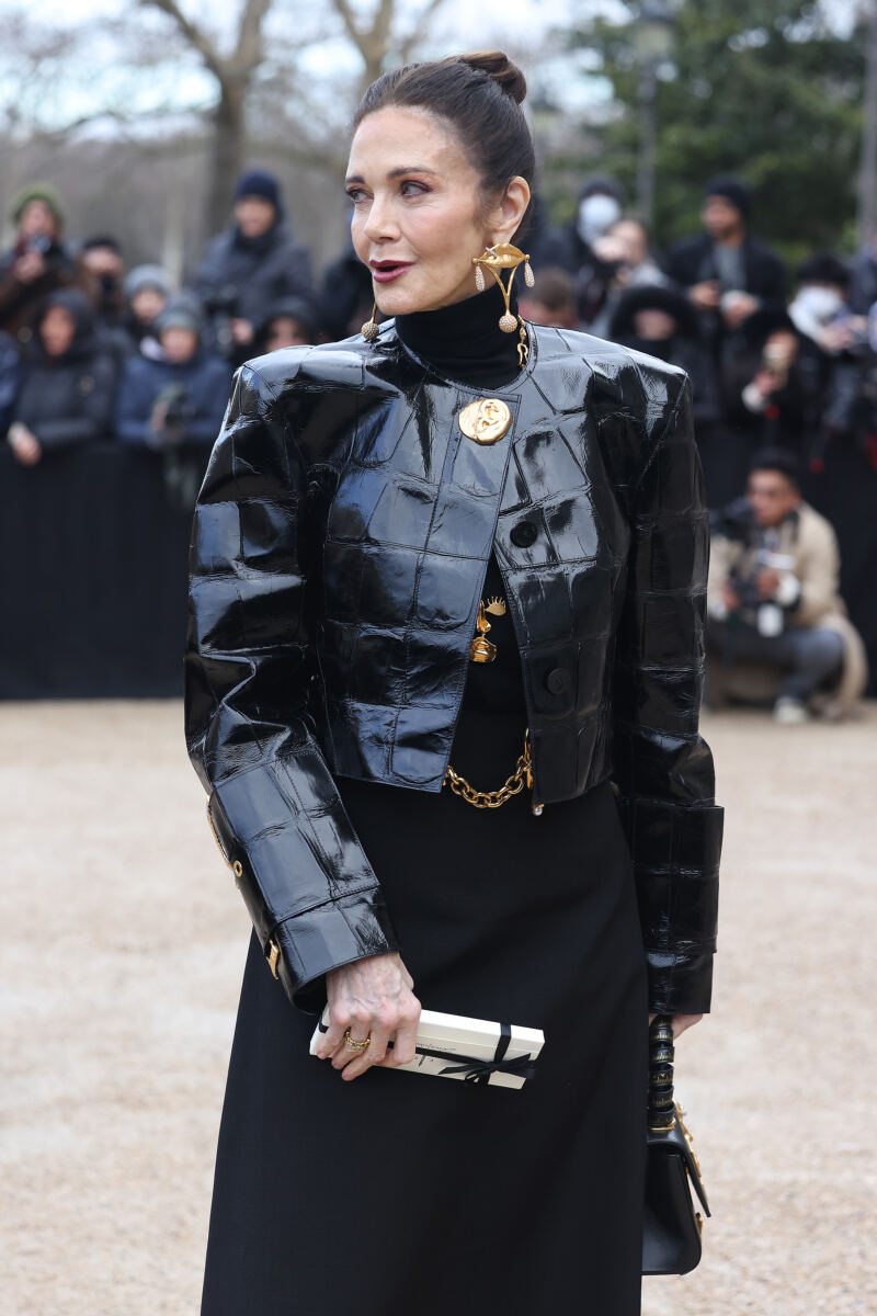 ‘Wonder Woman’ icon Lynda Carter, 75, looks ageless in stunning red-carpet appearance at New York gala