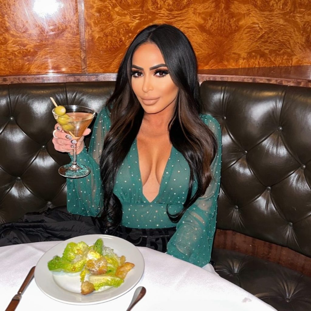 Nicole ‘Snooki’ Polizzi reveals where ‘Jersey Shore’ cast stands with Angelina Pivarnick after Jenni ‘JWoww’ Farley wedding snub